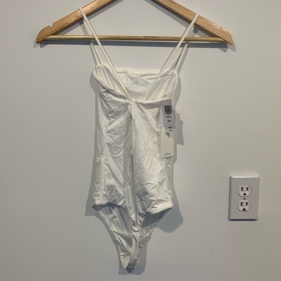 Aritzia bodysuit - Picture 4 of 5